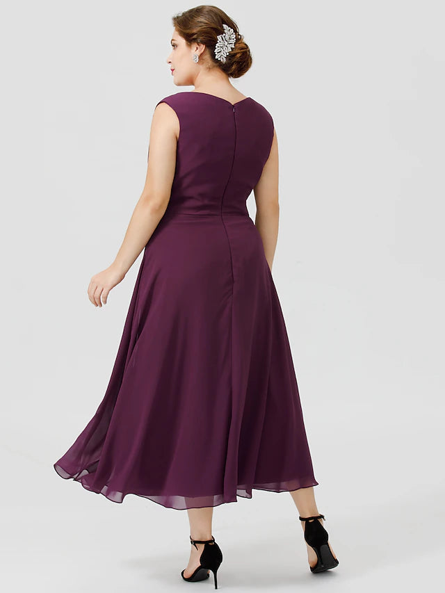 A-Linien-Kleid für die Mutter der Braut, formell, klassisch und zeitlos, elegant und luxuriös, Übergröße, U-Ausschnitt, knielang, Chiffon, geblümte Spitze, ärmellos, ja, mit Schärpe/Bandfalten